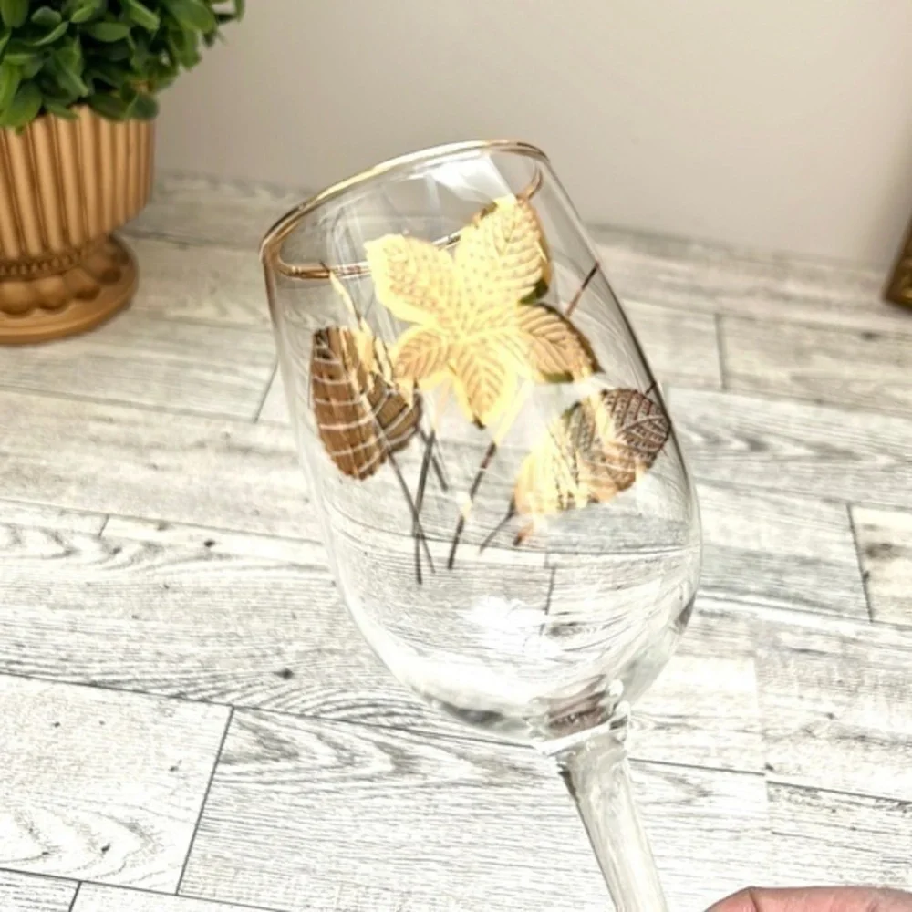 Libbey Mid Century Gold Leaf Stemmed Wine Glasses Set of 4